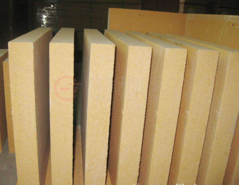 鋯莫來(lái)石、堇青石耐火板