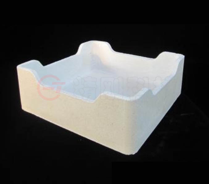 剛玉匣缽、推板