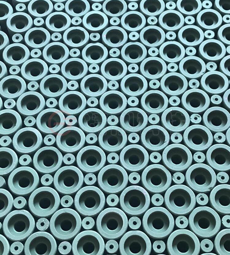 鈦酸鋁陶瓷噴嘴